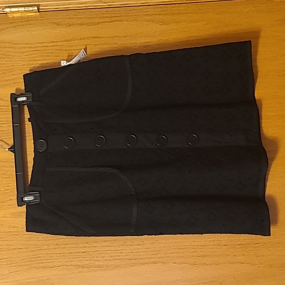 NWT Worthington Black Eyelet Skirt Size 10